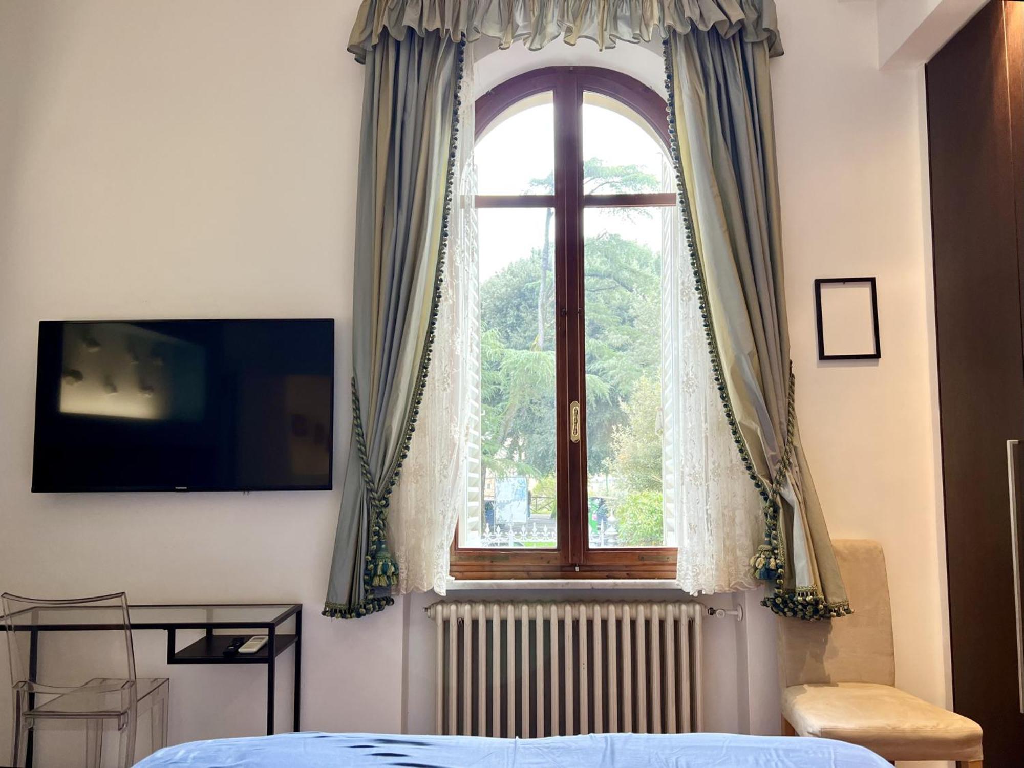 Villa Liberty Townhouse Сієна Екстер'єр фото