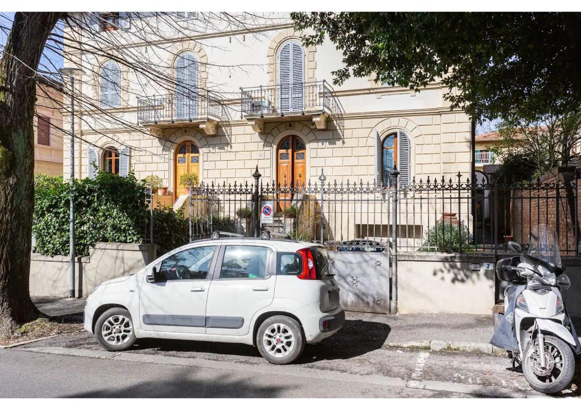 Villa Liberty Townhouse Сієна Екстер'єр фото